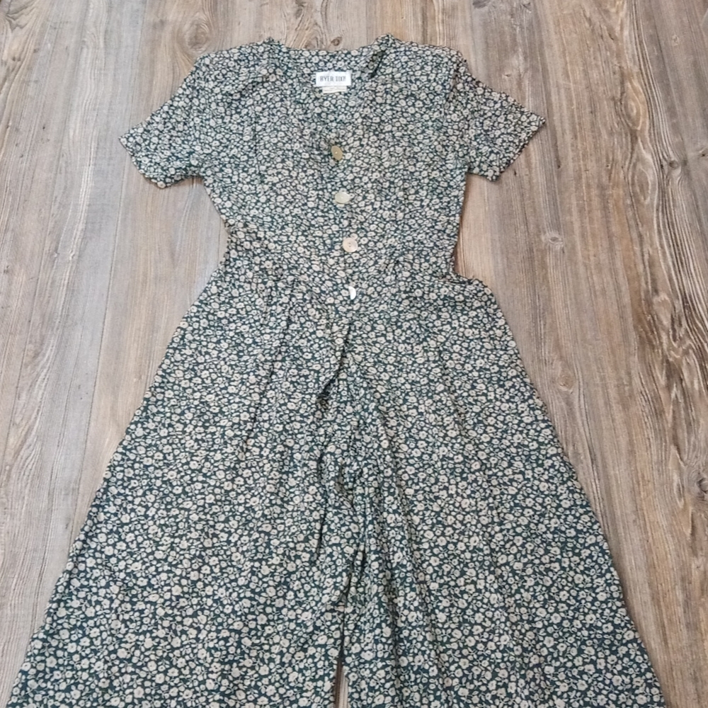 Vintage Floral Patterned Short Sleeve Onesie Jumpsuit Jumper Romper Pantsuit